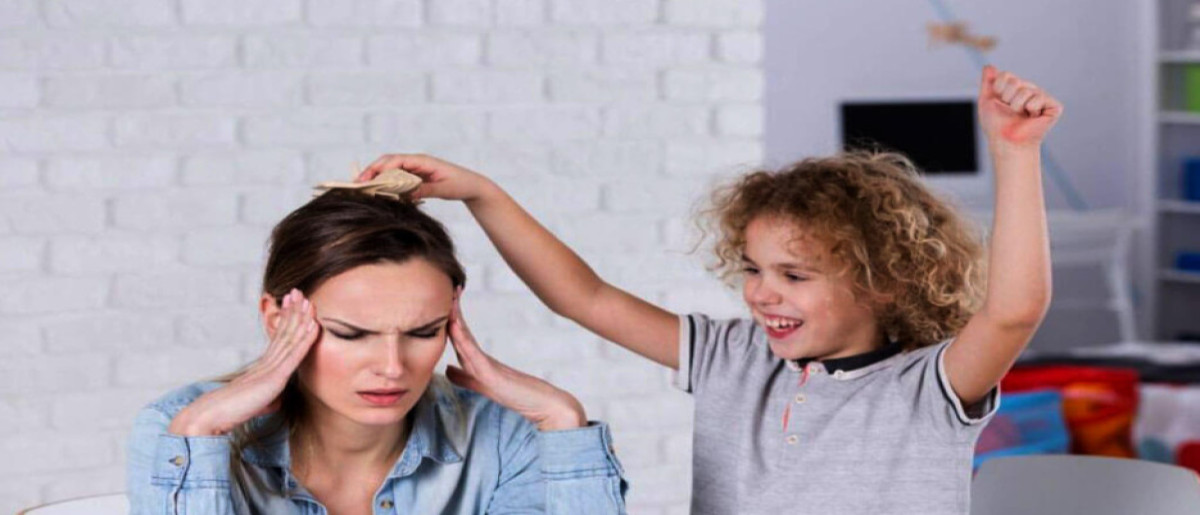 مشاوره کودک بیش فعال (ADHD)